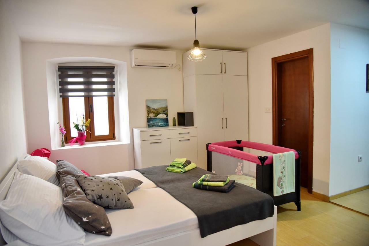 Lana & Ena Apartments Kotor Dış mekan fotoğraf